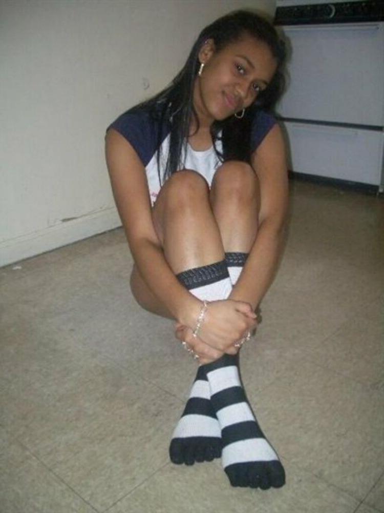 15P Black teen gfs posing and fucking