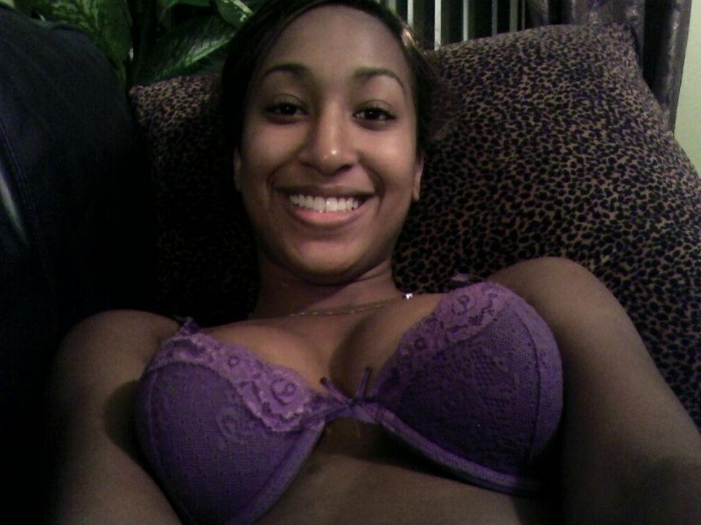 15P Black teen gfs posing and fucking 22