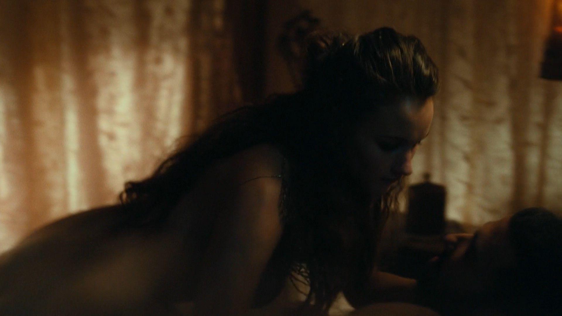 4P Alex McGregor Nude Photos