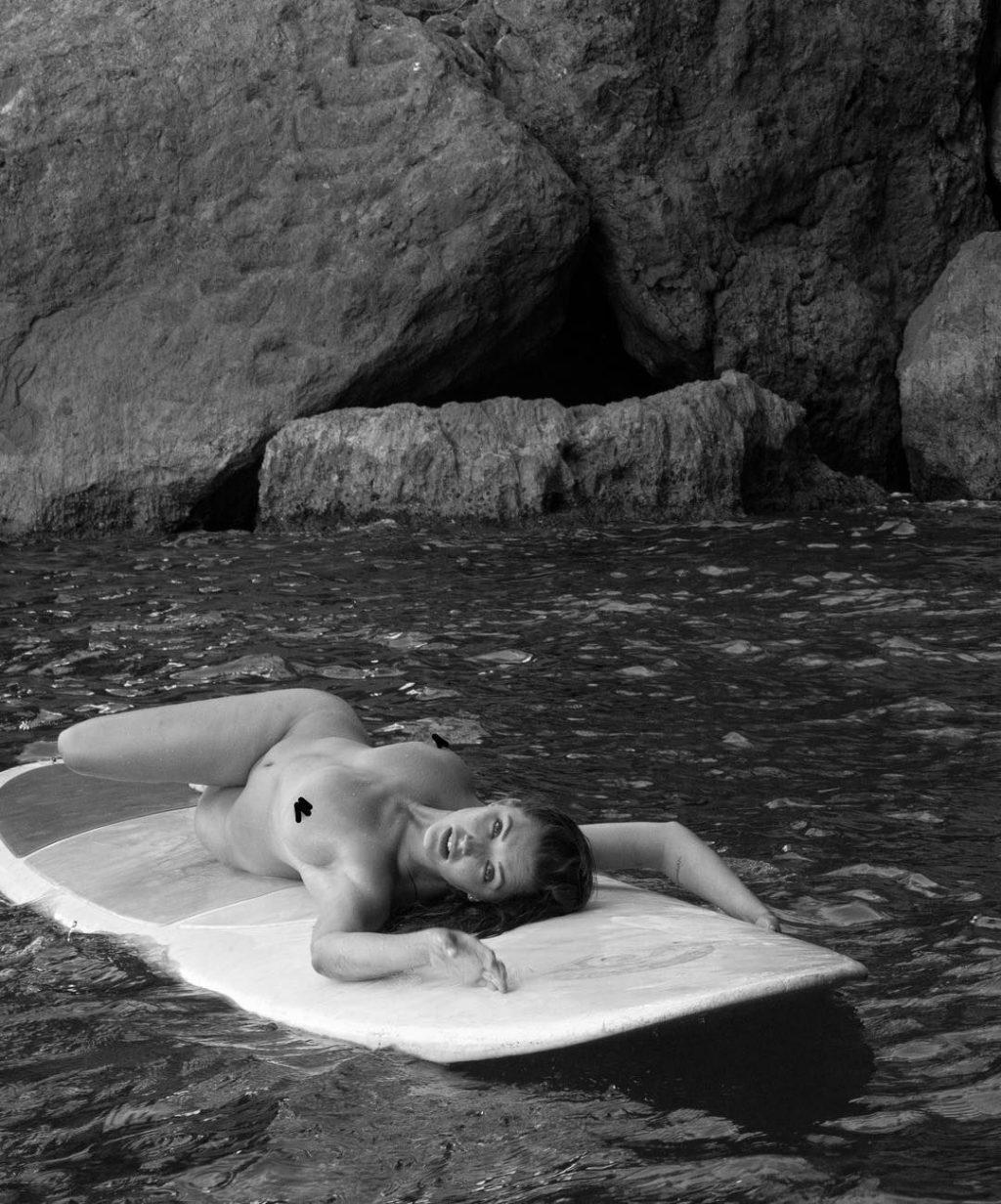25P Alyssa Arce Nude