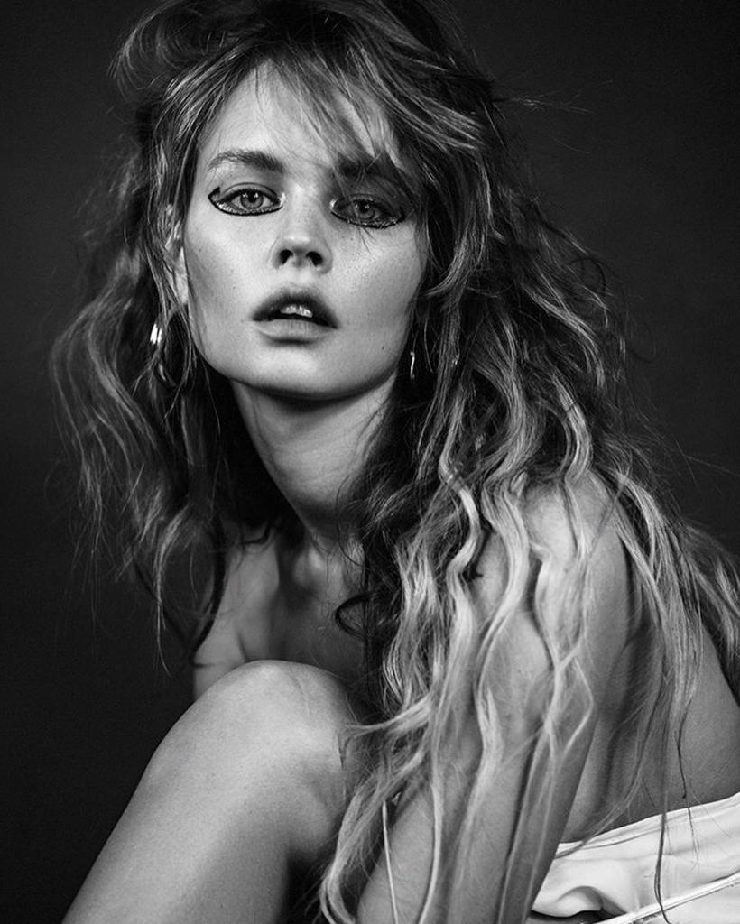8P Anastasiya Scheglova Nude