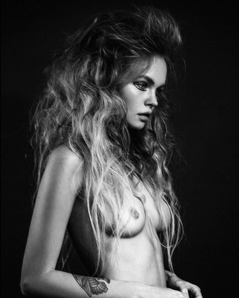 8P Anastasiya Scheglova Nude