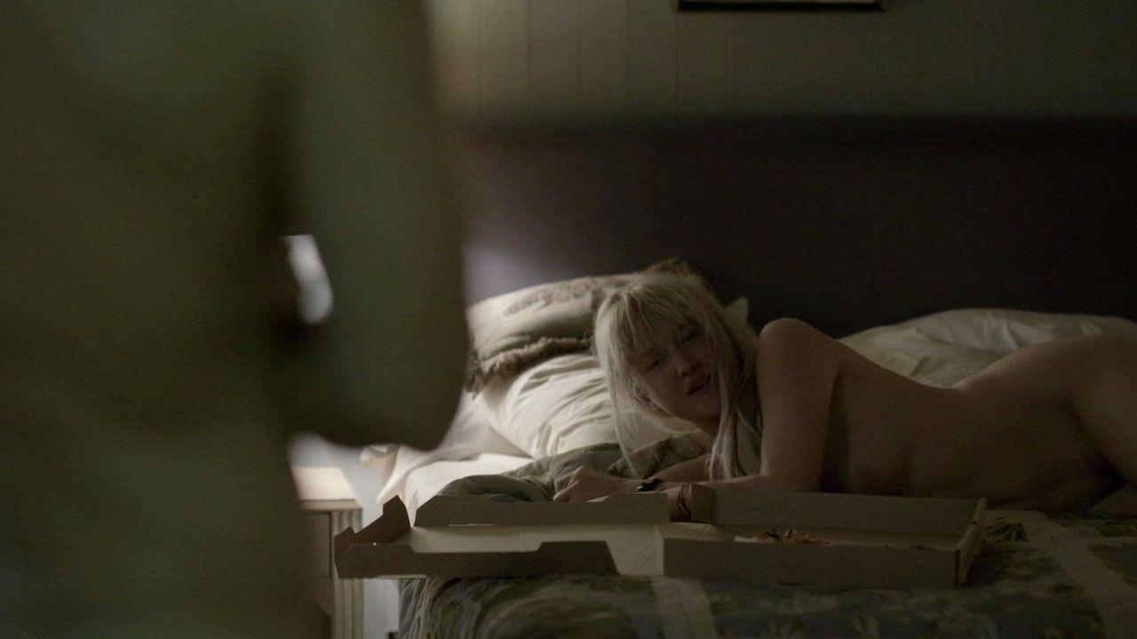 7P Andrea Riseborough Nude Photos