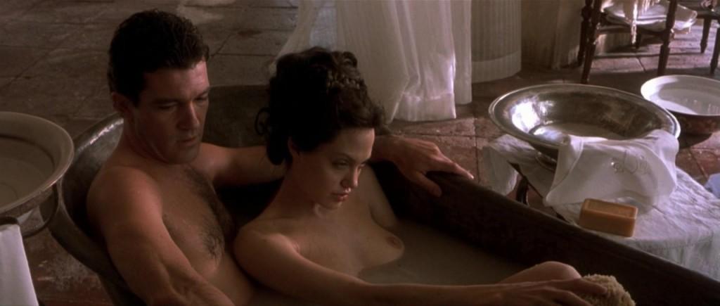 12P Angelina Jolie nude pics
