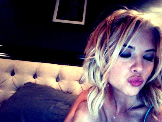 5P Ashley Benson leaked nude photos