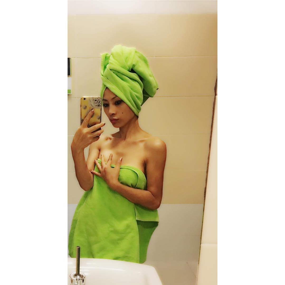 9P Bai Ling Nude Photos