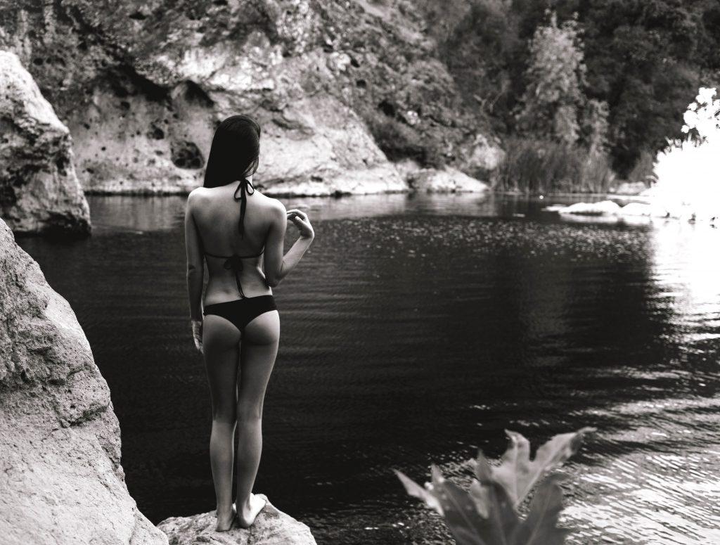 25P Brianna Stone Nude