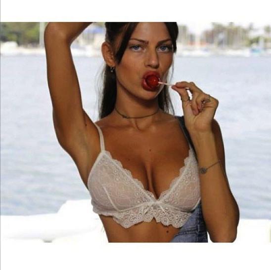 25P Brianna Stone Nude