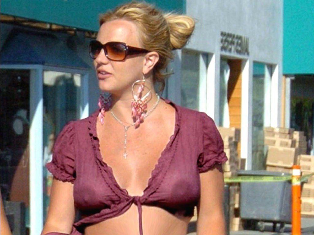 25P Britney Spears Nude