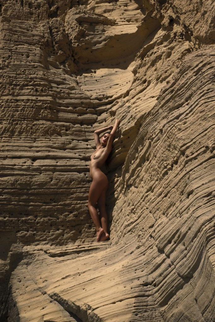 9P Carla Guetta Cohen Nude