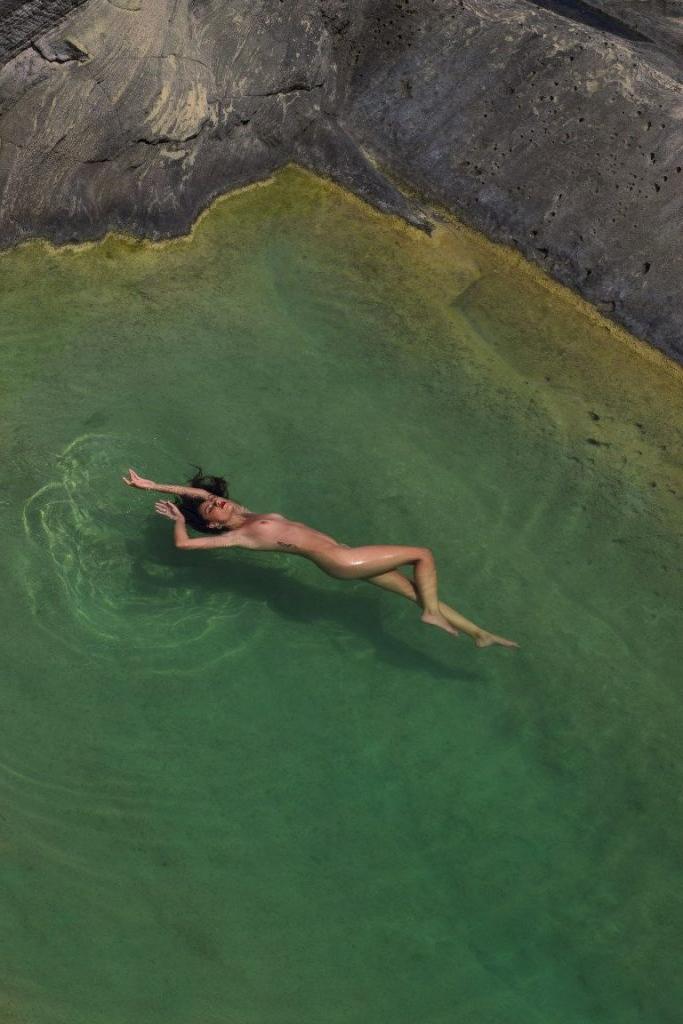 9P Carla Guetta Cohen Nude