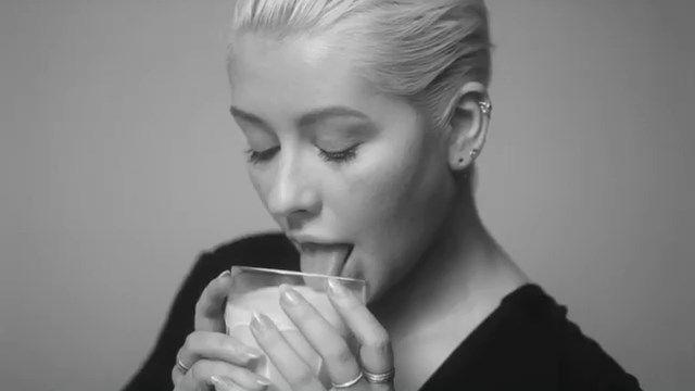 25P Christina Aguilera nackt
