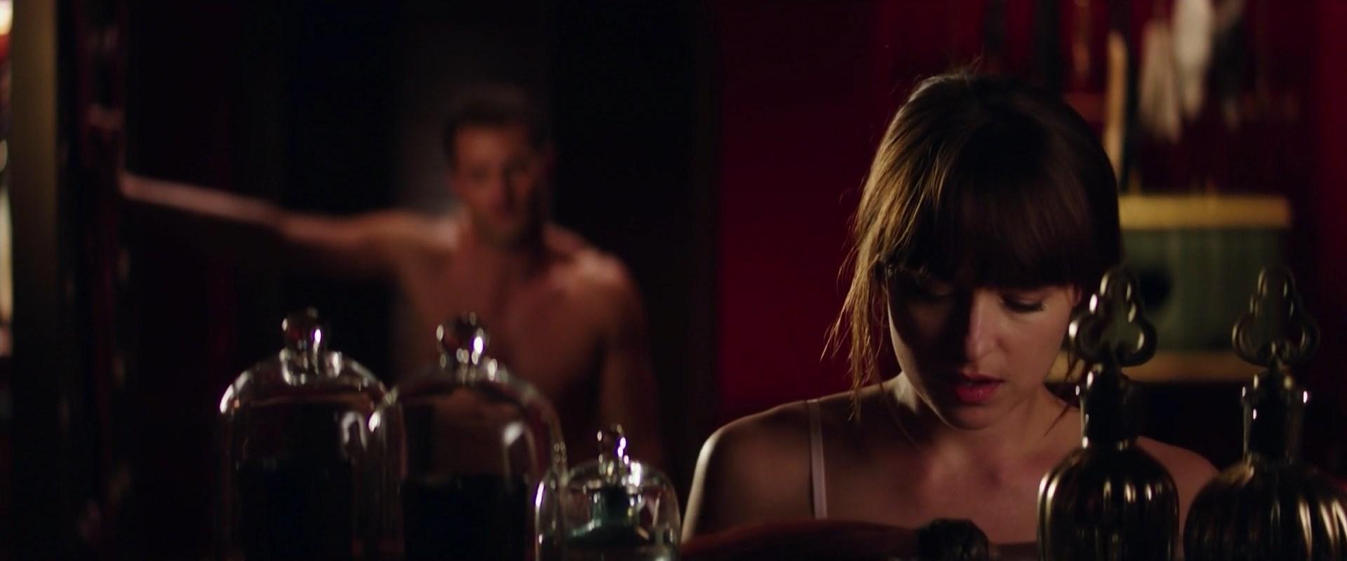15P Dakota Johnson Nude