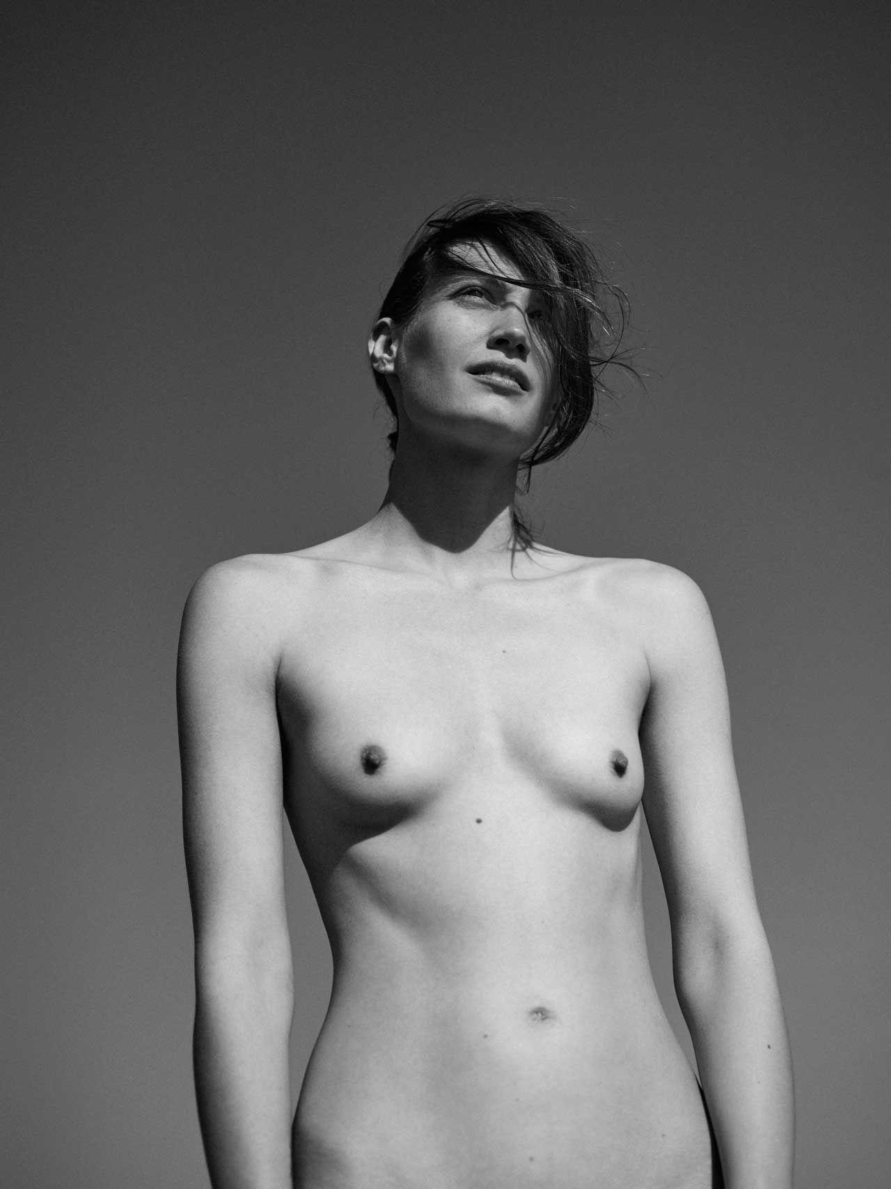 9P Drake Burnette Nude photoshot