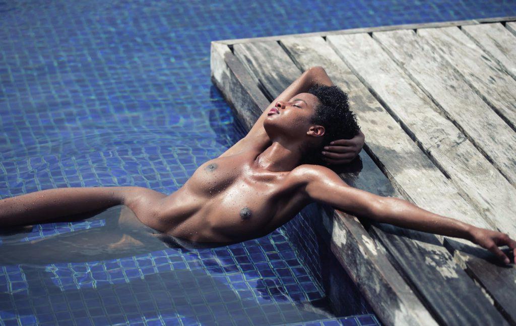 4P Ebonee Davis Nude
