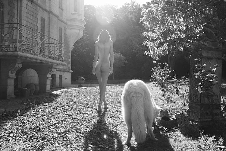 7P Elisa Meliani Nude Photos