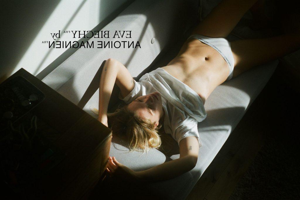9P Eva Biechy Nude