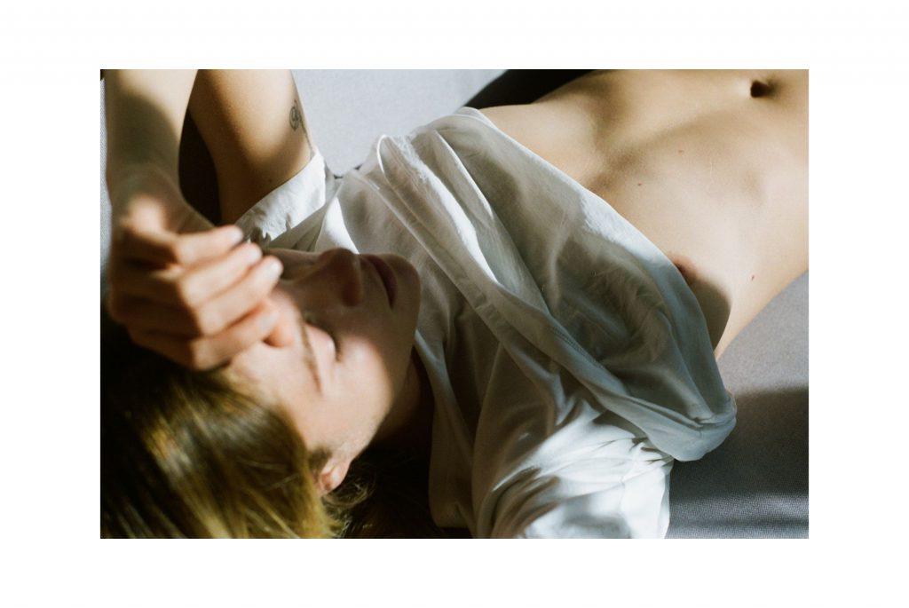 9P Eva Biechy Nude