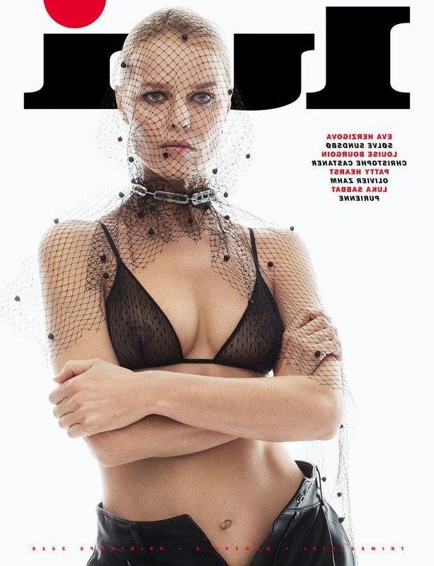 8P Eva Herzigova Nude