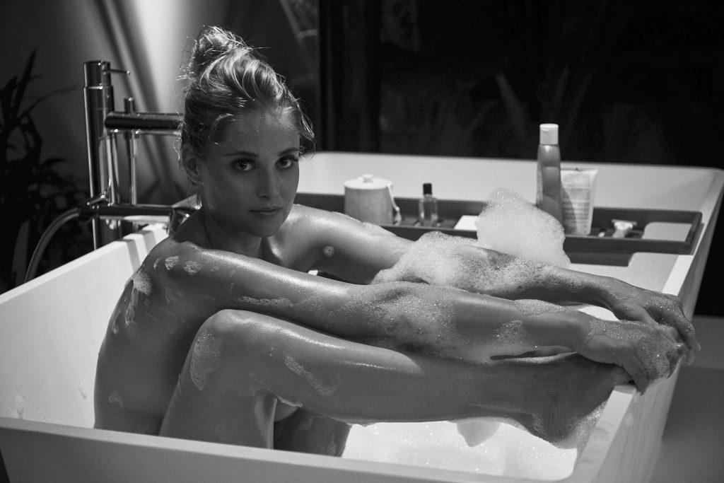 8P Genevieve Morton Nude