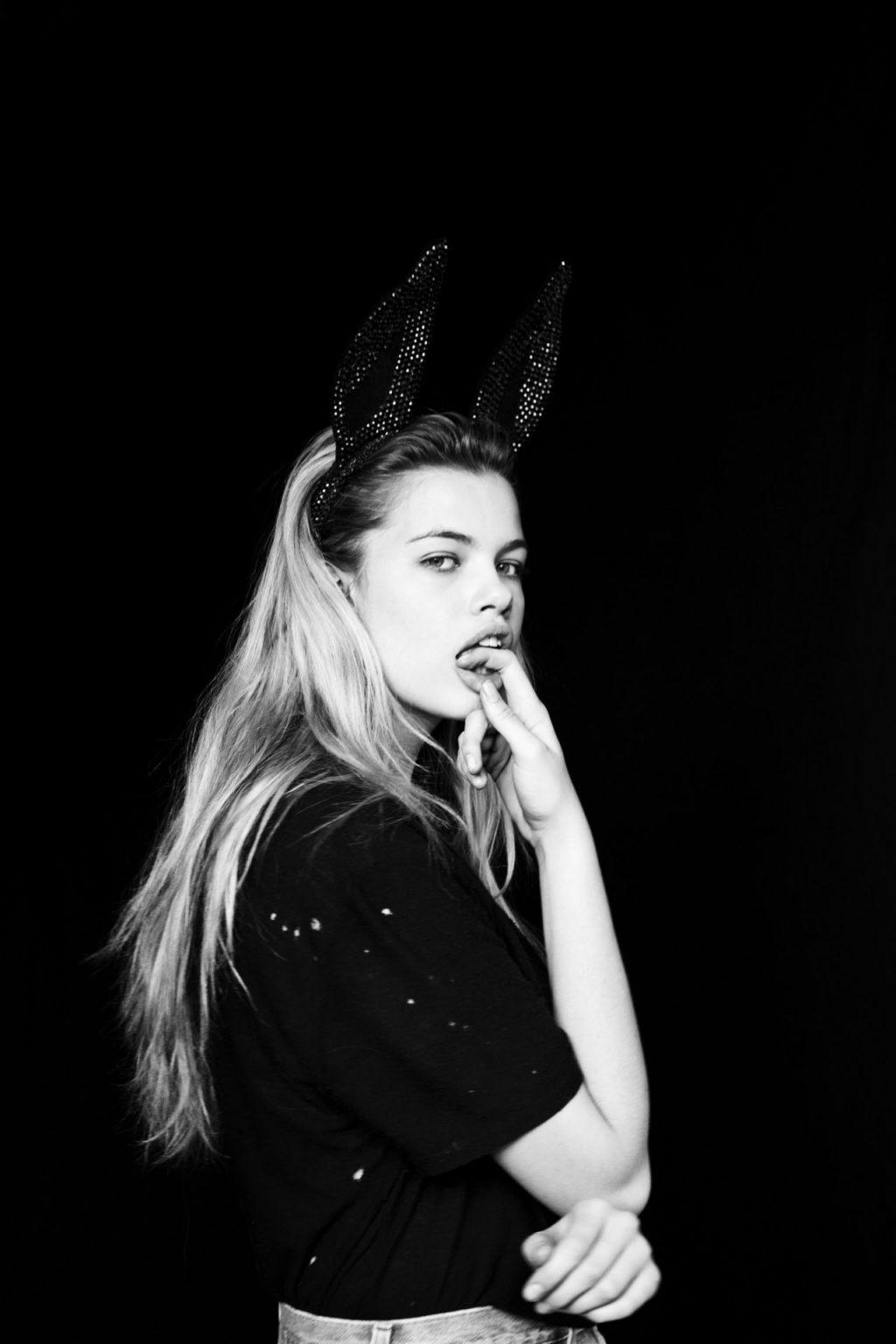 25P Hailey Clauson Nude