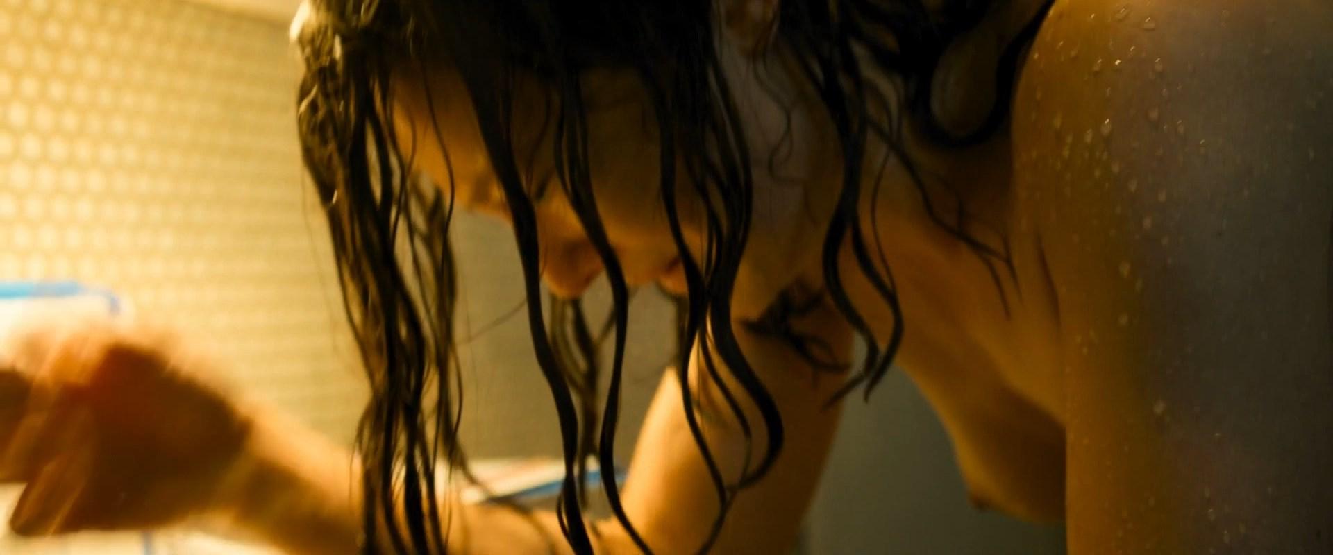 10P Hannah Herzsprung Nude