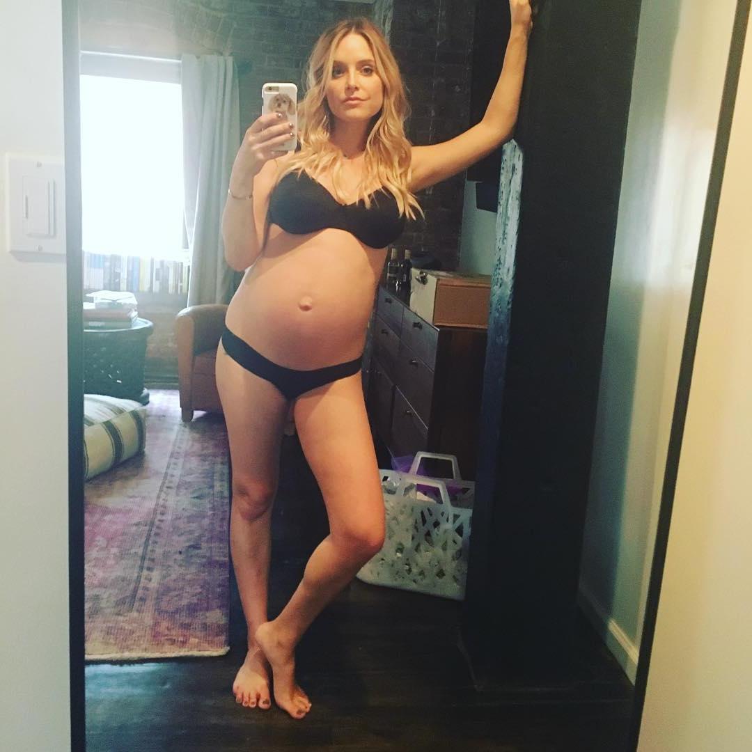 10P Jenny Mollen Nude