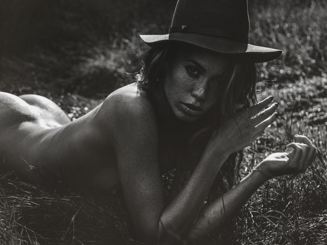 13P Jessica Motes Nude