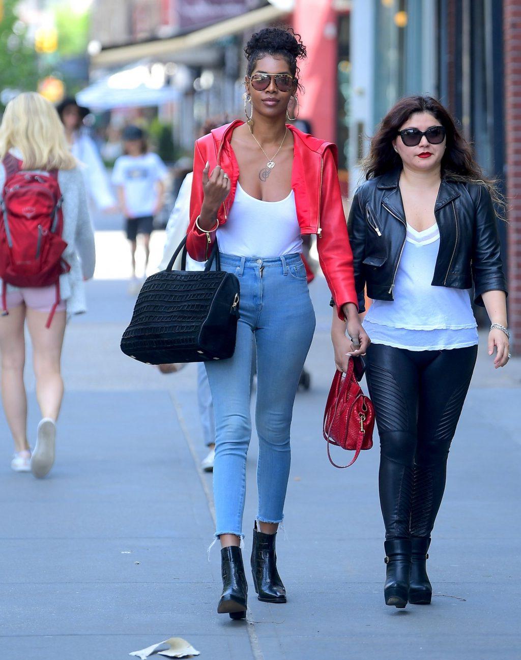 4P Jessica White Pokies