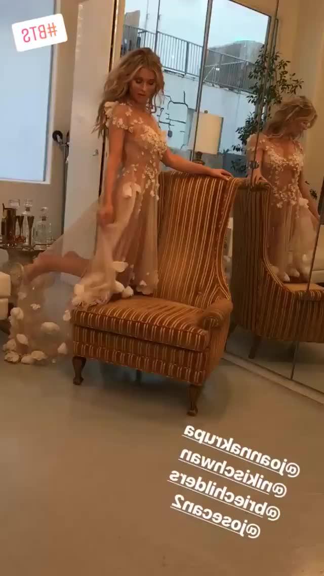 9P Joanna Krupa Nude