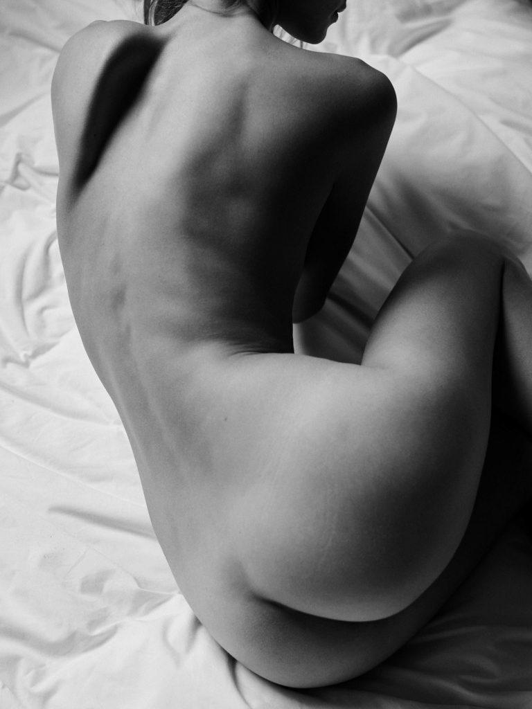 12P Joyce Verheyen Nude