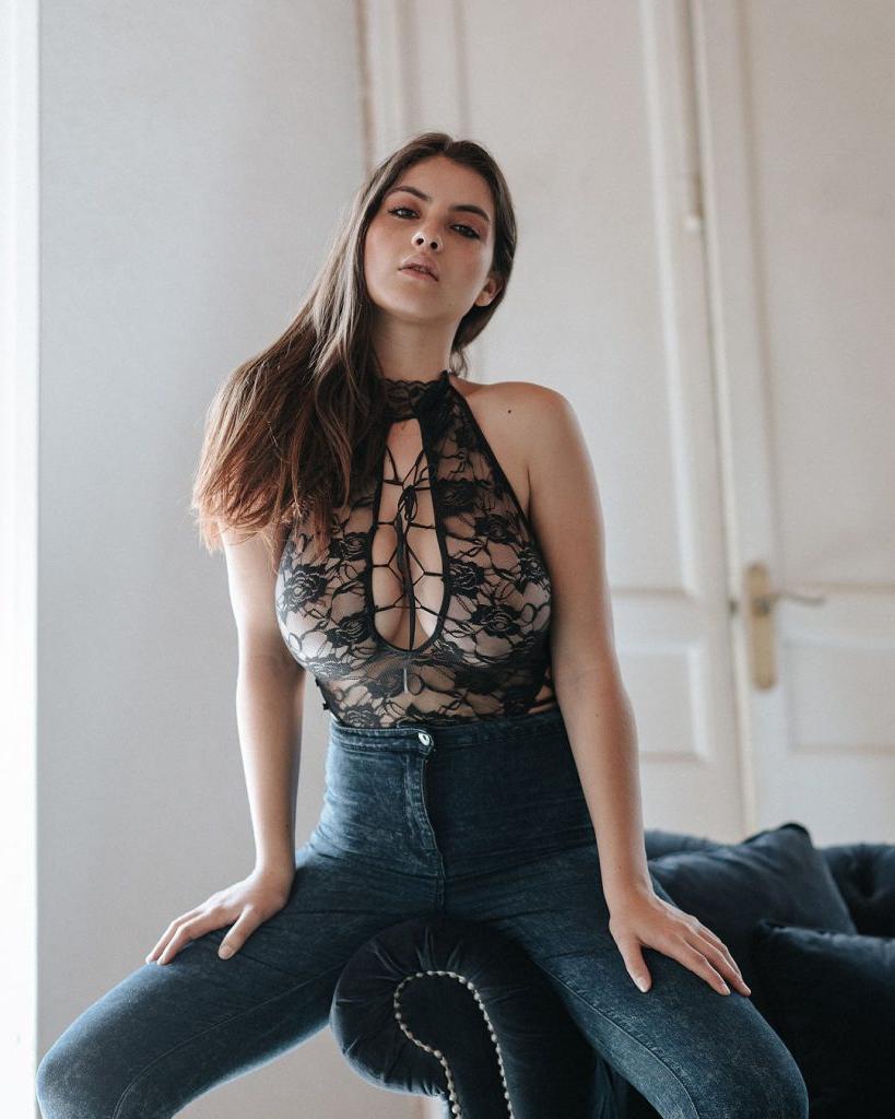 25P Judit Guerra Nude