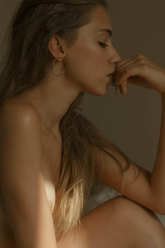 20P July Suntcova Nude