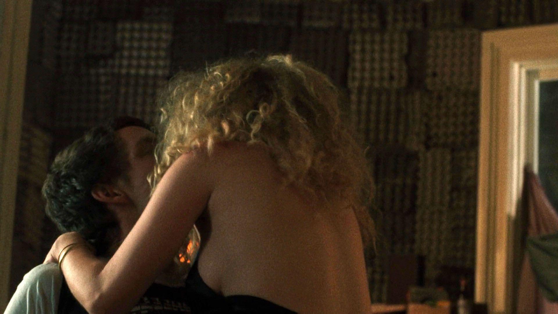 6P Juno Temple Nude Photos