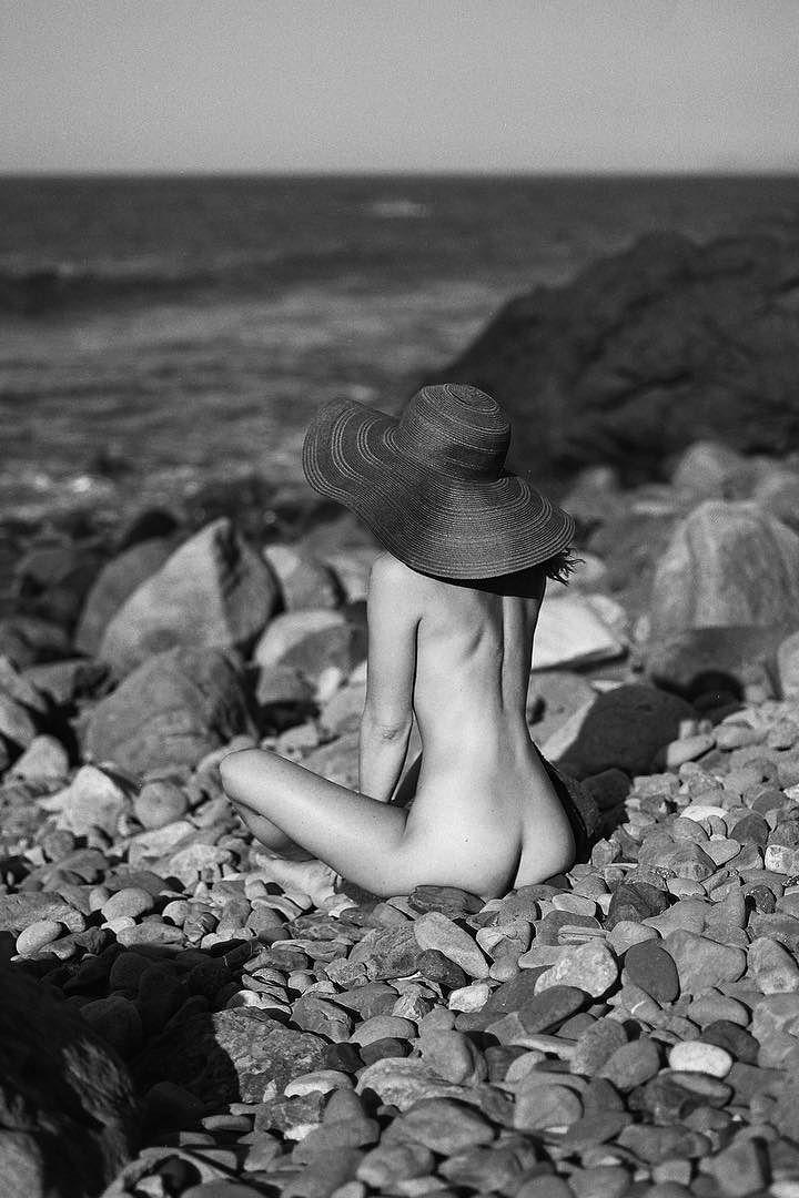 5P Kaili Thorne Nude Photoshoot