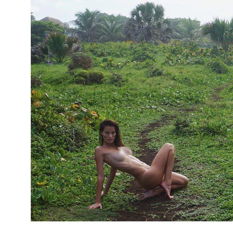 7P Nude Pics of Keilani Asmus