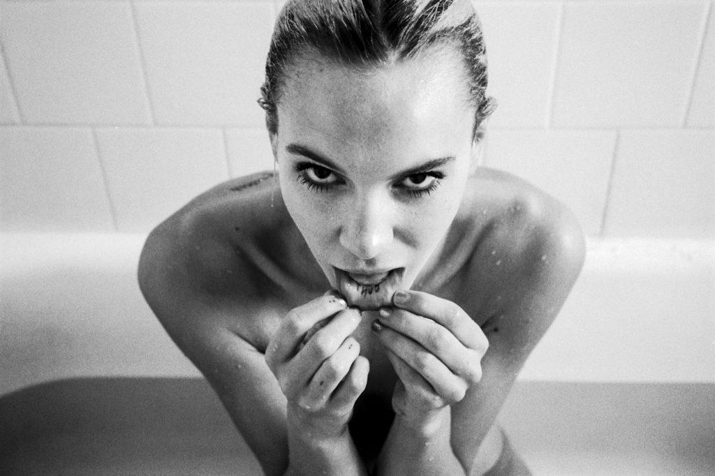 11P Kelsey Christian Nude