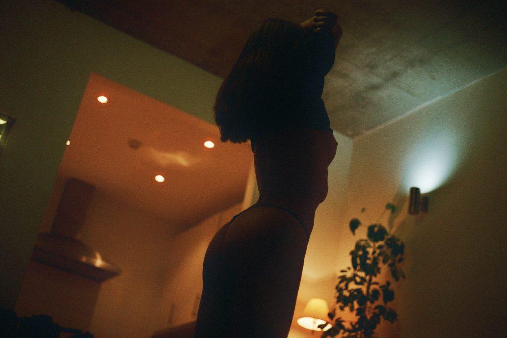 17P Lola McDonnell Nude