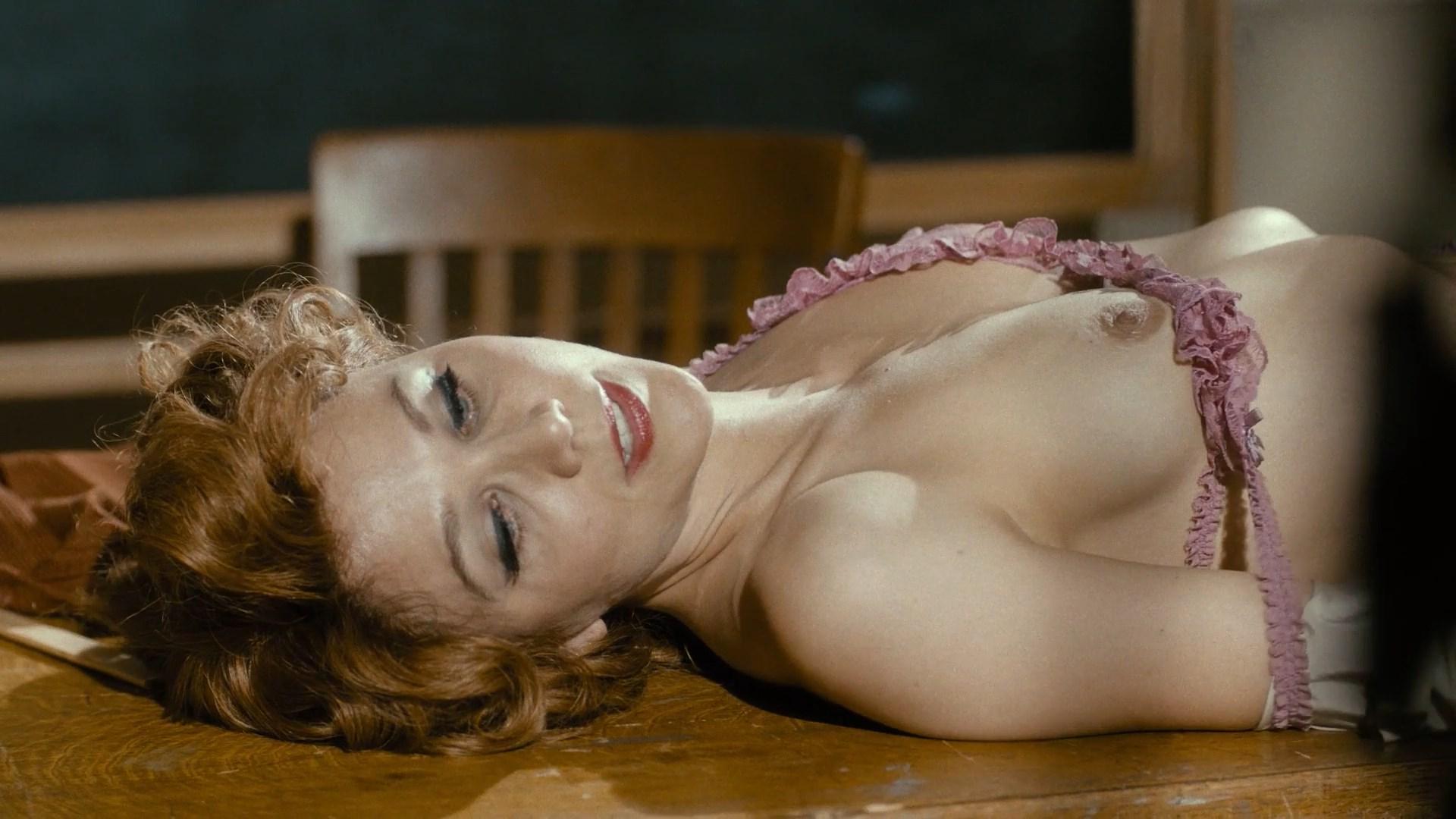 13P Maggie Gyllenhaal Nude