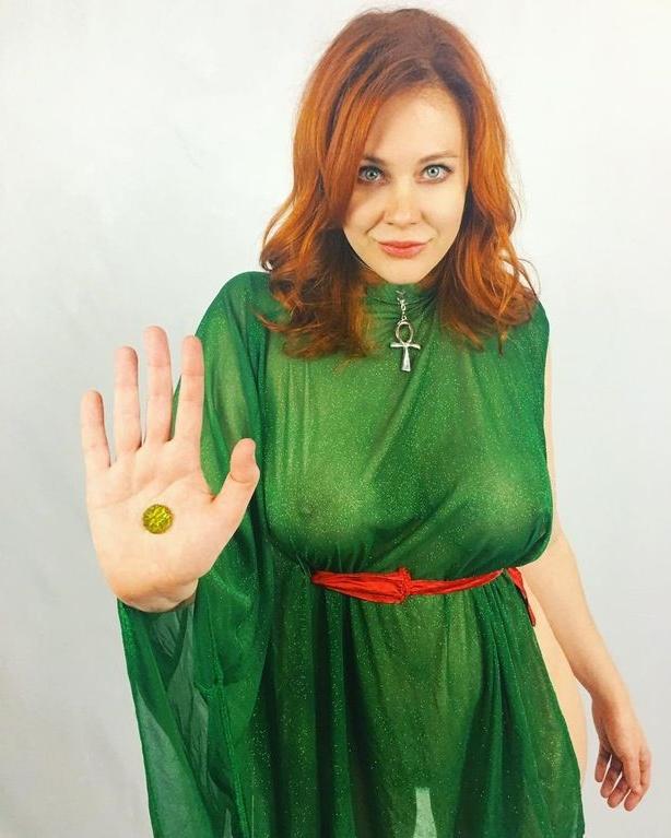 8P Maitland Ward Baxter Nude Photos
