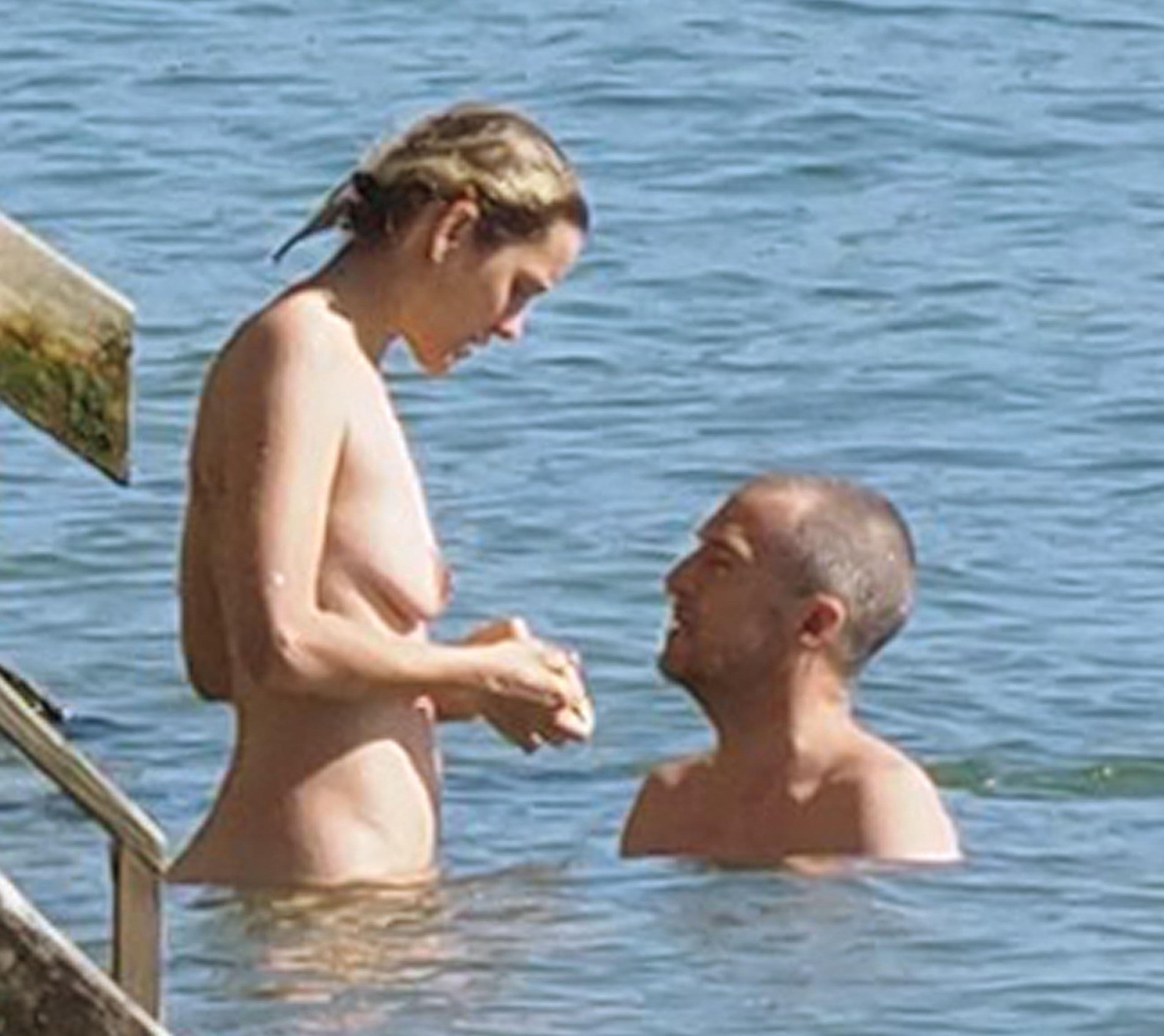 25P Marion Cotillard Nude