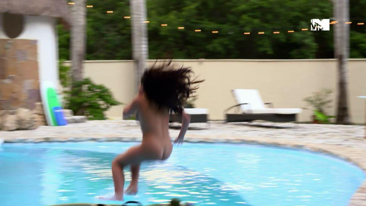 5P Marnie Simpson Nude