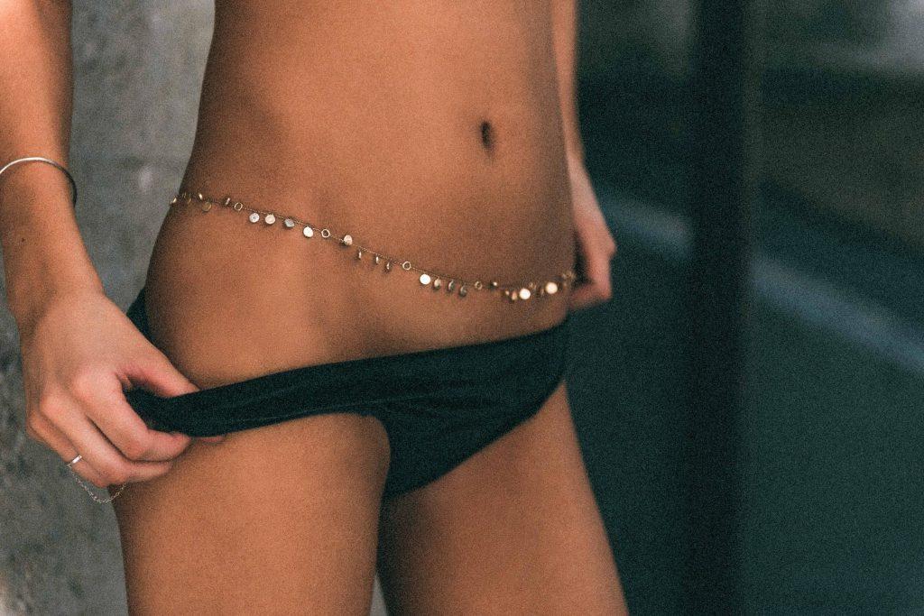 20P Maurie Smith Nude