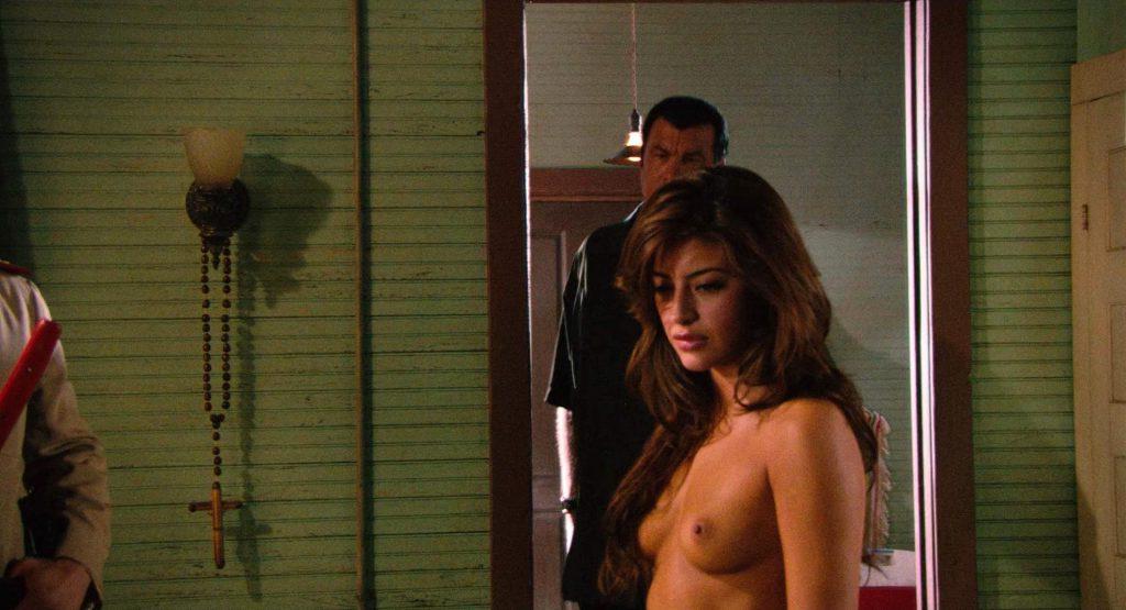 7P Mayra Leal Nude