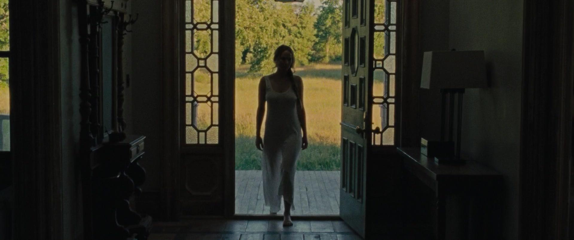 25P Jennifer Lawrence & Michelle Pfeiffer Nude