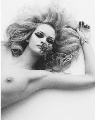 7P Nadine Strittmatter Nude Photos