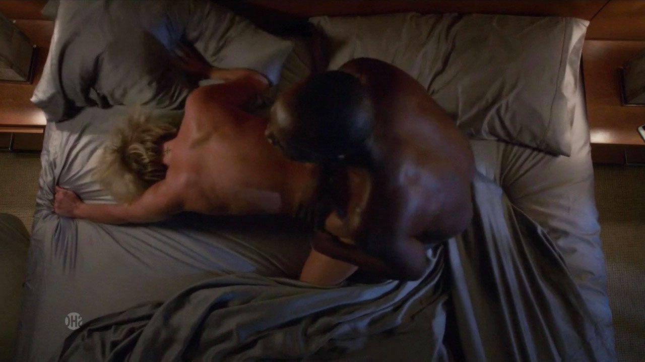 5P Nude Pics of Nicky Whelan