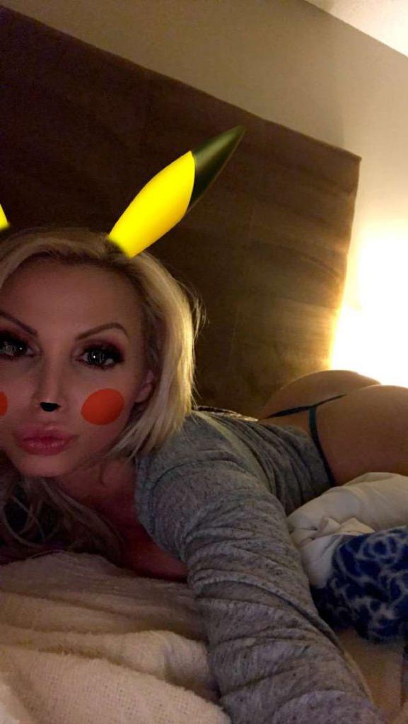 21P Nikki Benz Nude