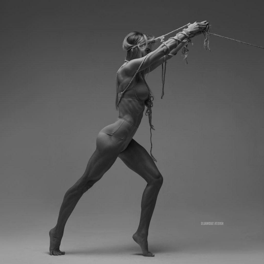 25P Nikol Kovalchuk Nude