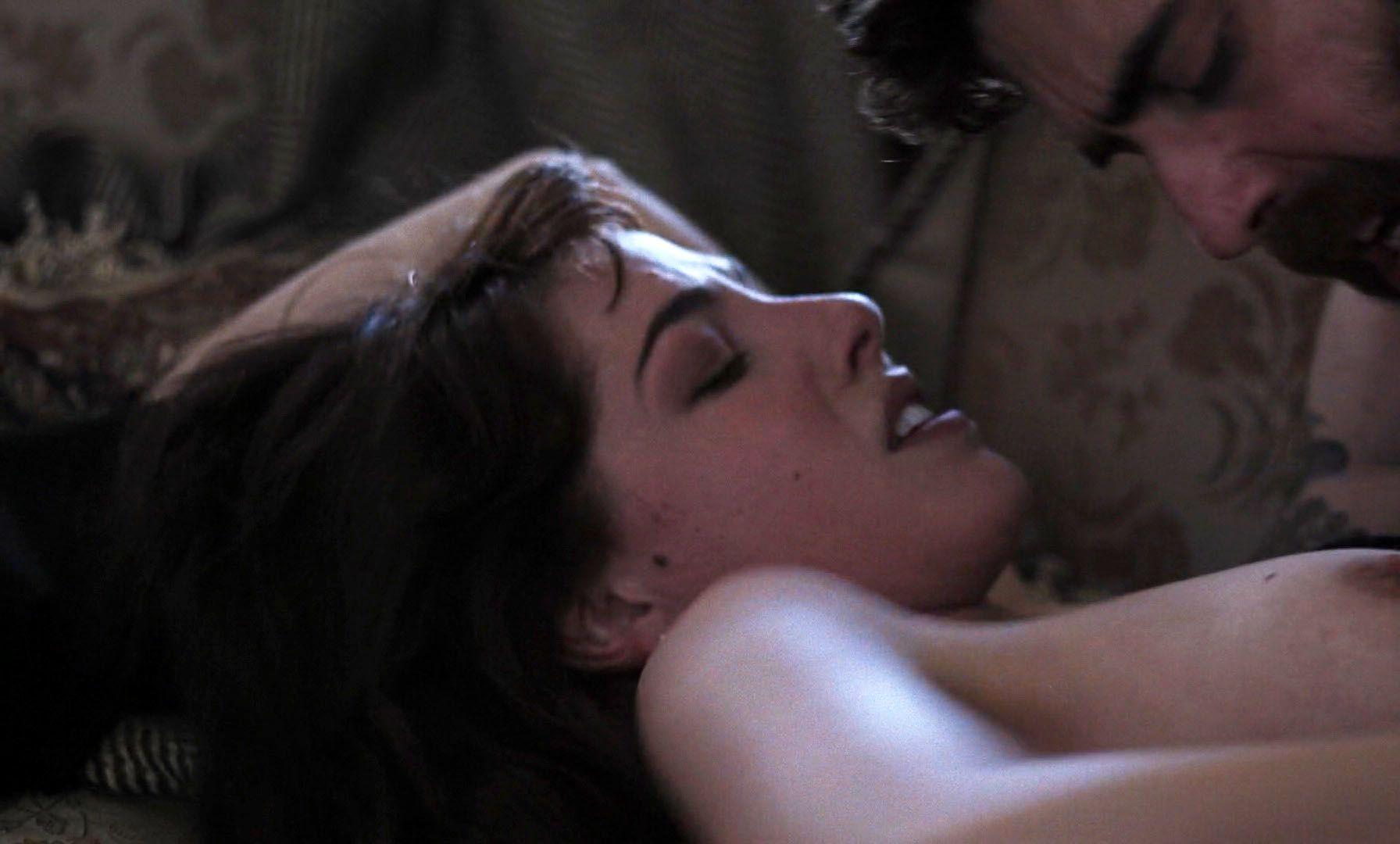 7P Nude Photos of Olivia Thirlby